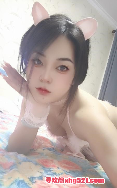 142414a44d4o8cazd44afa.jpg