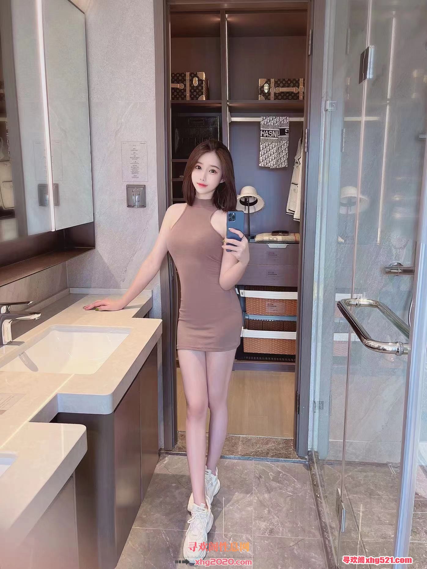 154533kvv39l23qbm77732.jpg
