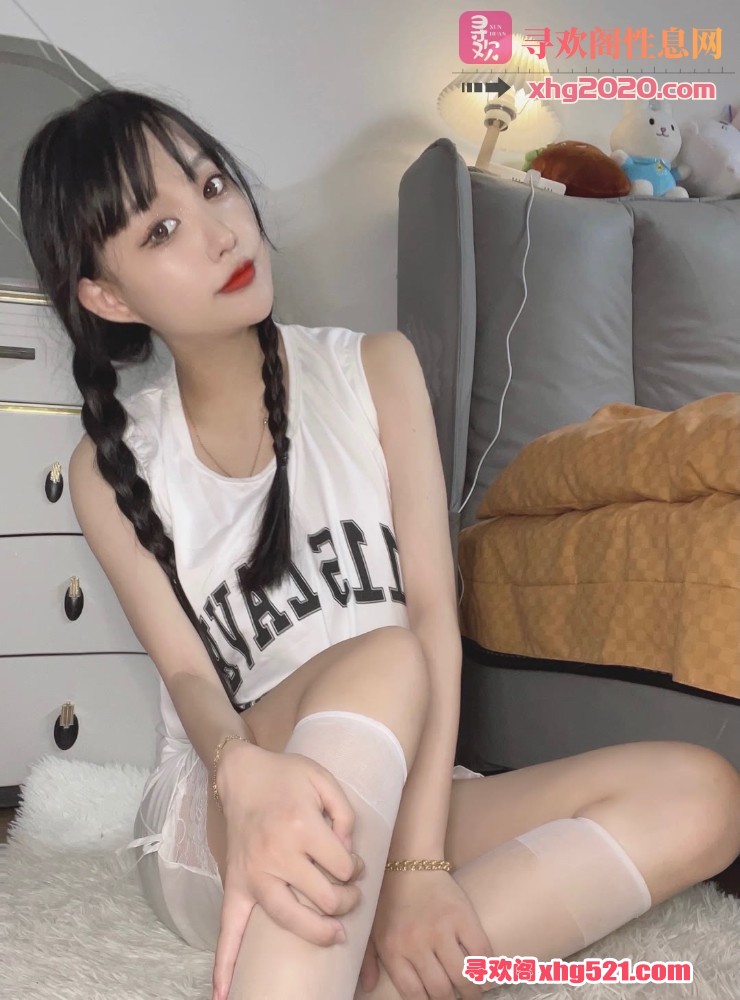 165548g5hg1dqe20u1qqq7.jpeg