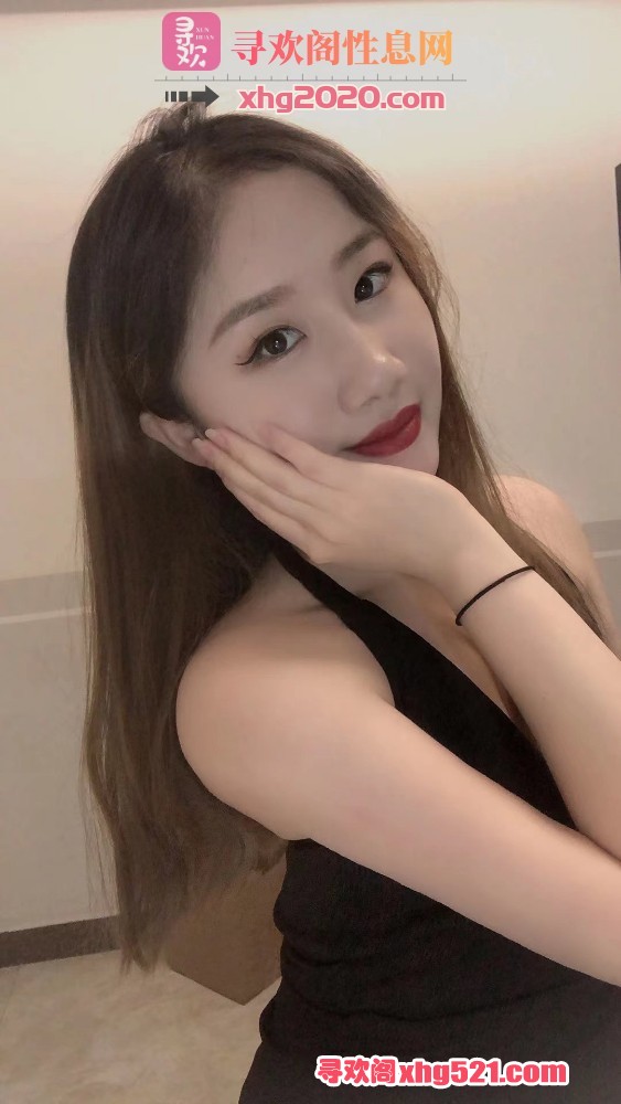 162444nn8bd228n2glq8tb.jpg
