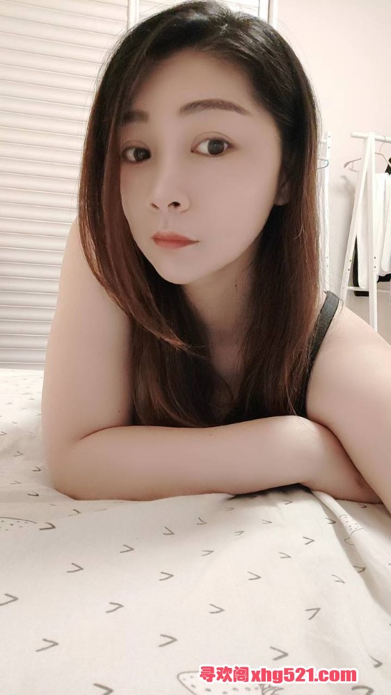155504ul891x9p4pofxx82.jpg