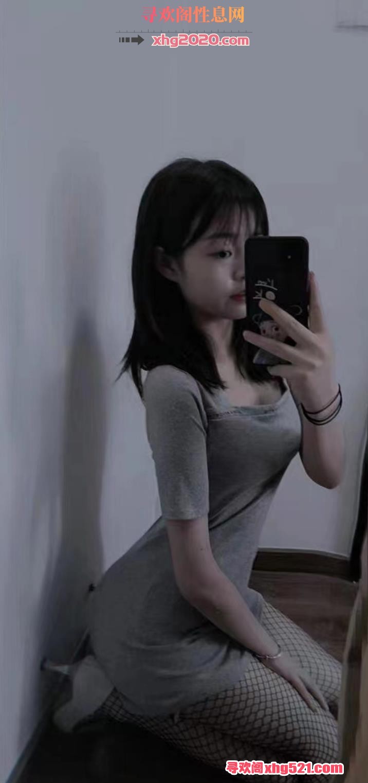 225143qbnsw6z7bhi4s4hb.jpg