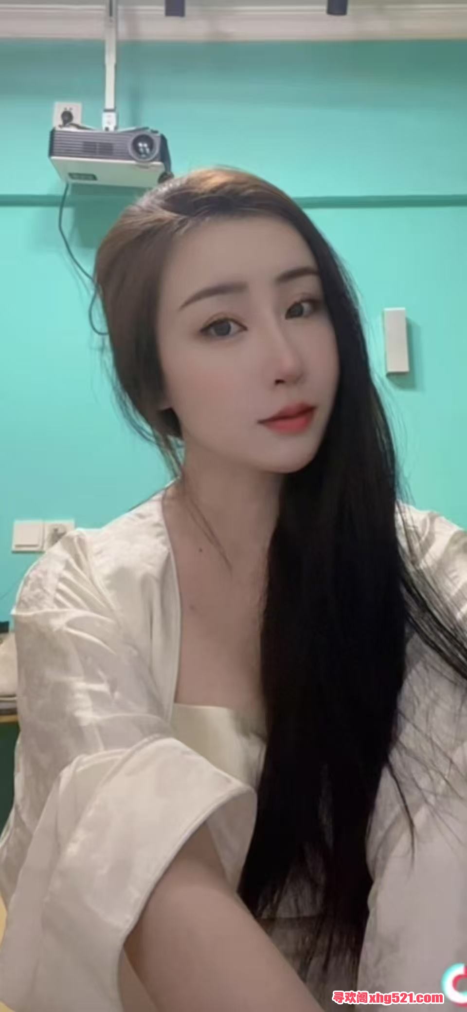 230026l95k4l9814b9l54a.jpg