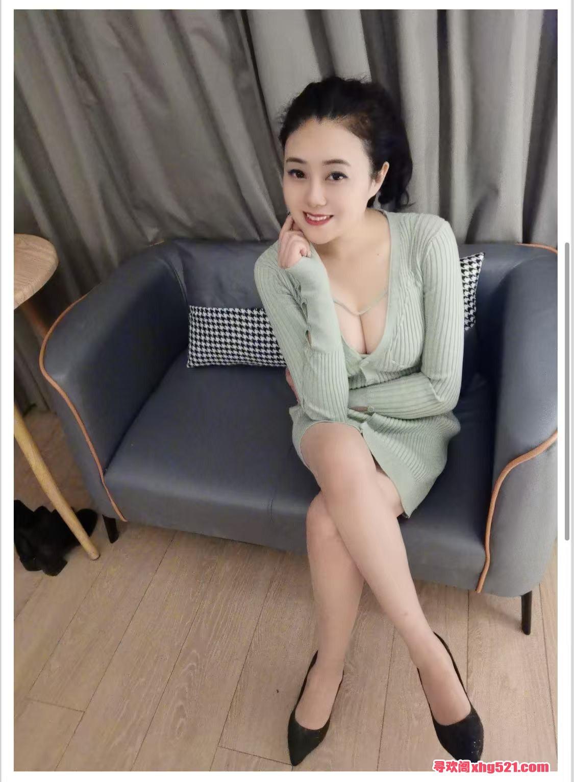 152119fu469dmhii4lo34b.jpg