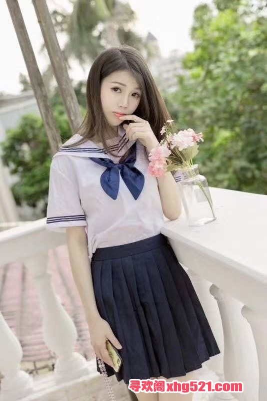213353aa5itvawev9i51z9.jpg