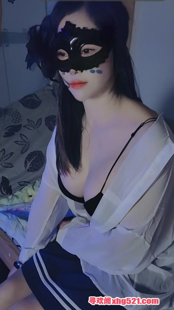 172056djp2q29q112qszm7.jpg