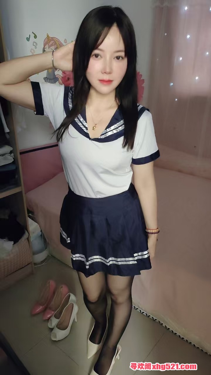 142348rv10xex40z44bade.jpg