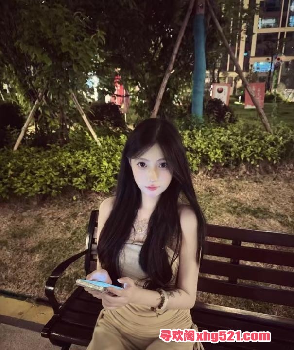 e8b09897-7d43-471f-b6bd-e19c7cccc38a.jpg