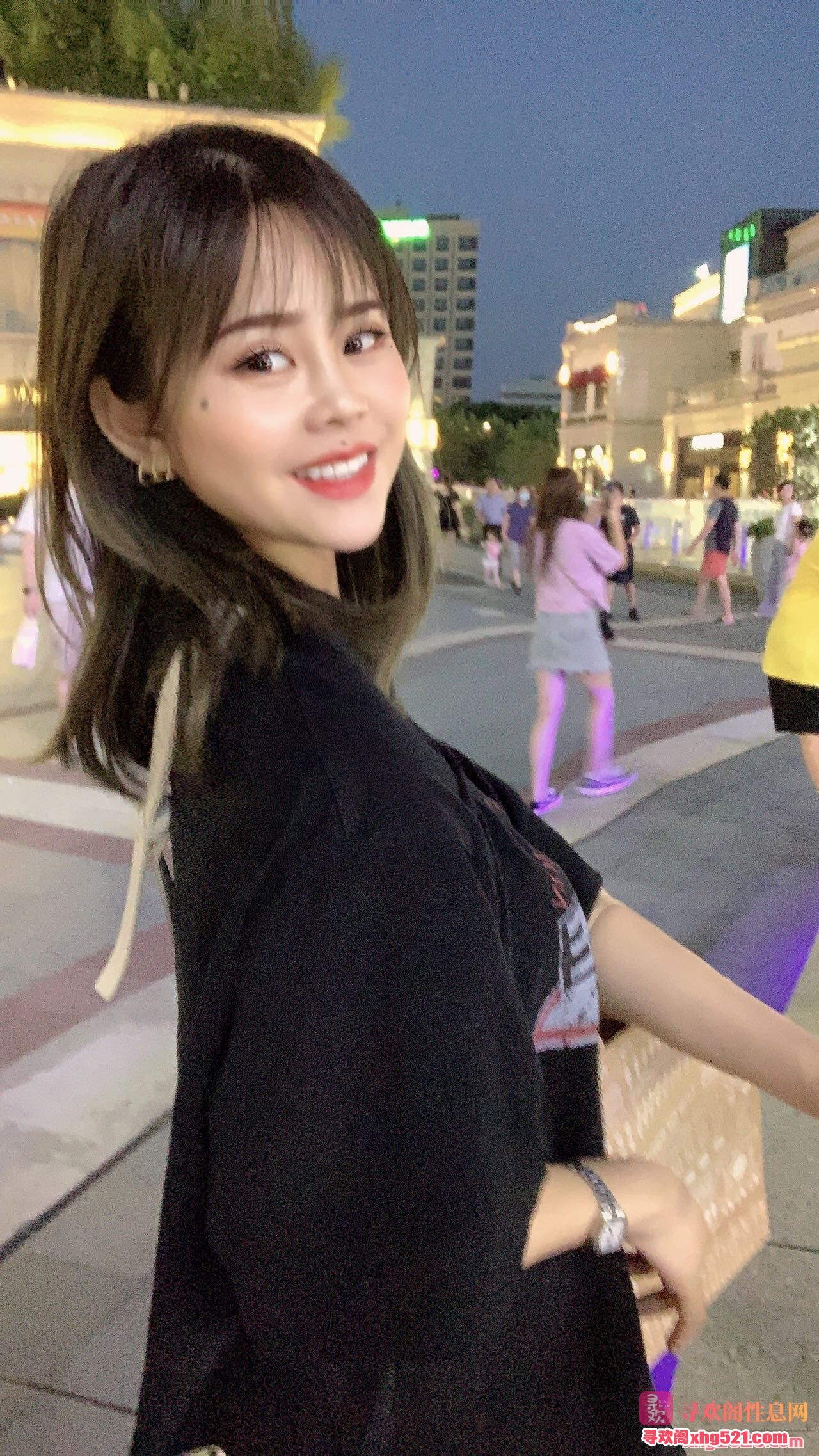 153521b3z73hu3e676x8jn.jpg
