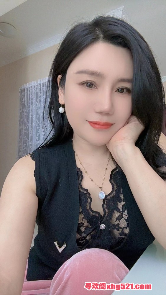 100446m34zrie5f707ey7f.jpg