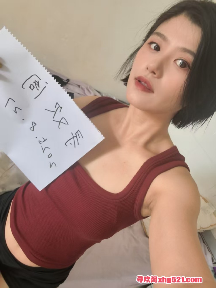 181200szt4r0aoa90a903t.jpg