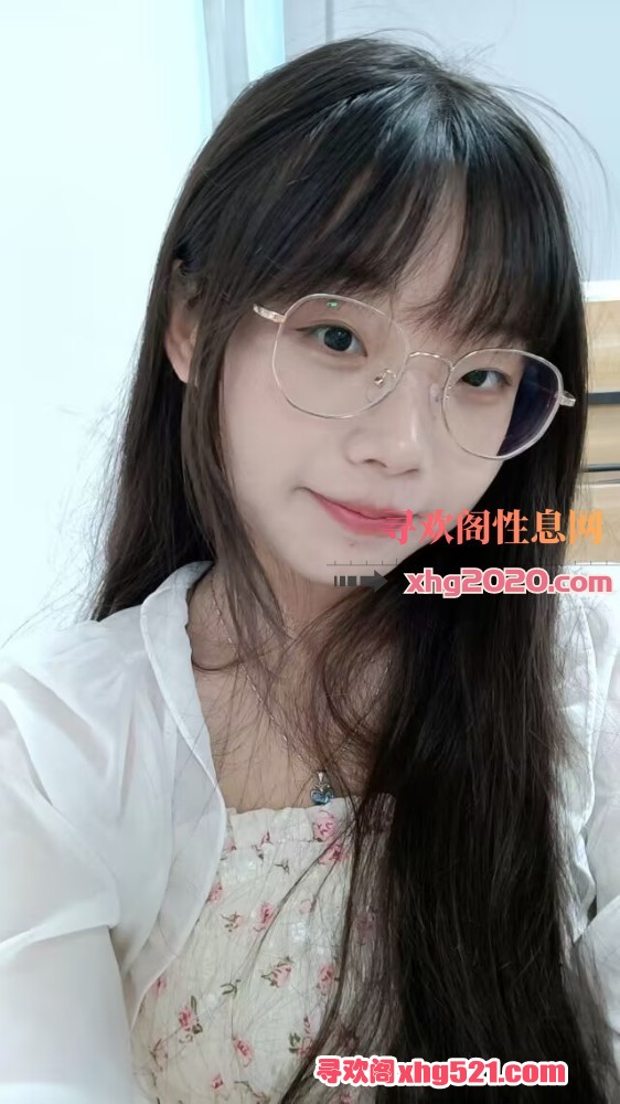 225118dc8isn81ker2g8s7.jpg