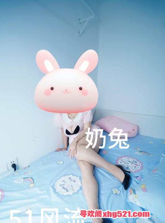 f73694e4-2ff1-42e6-8565-c40b2a8bbdcc.jpg