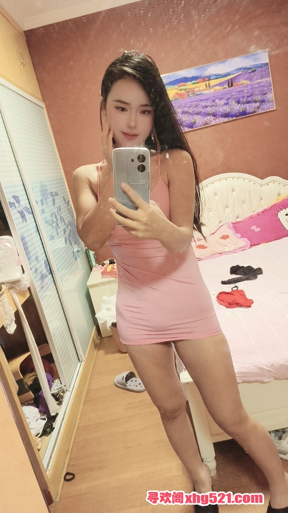 205841e9tt6t4w59yg4igc.jpg