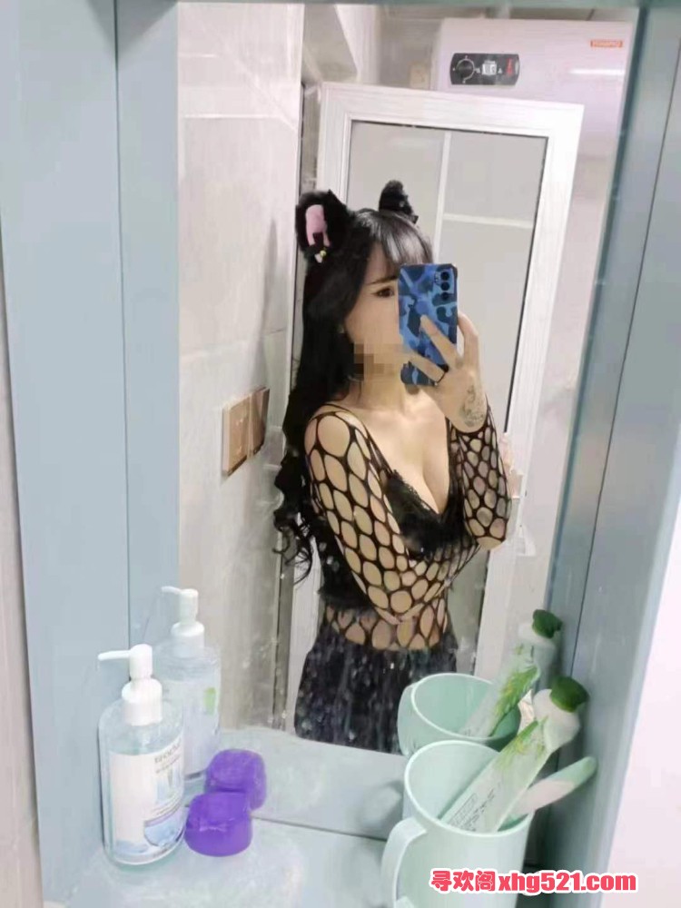 025151l8s008yg90p8730y.jpg
