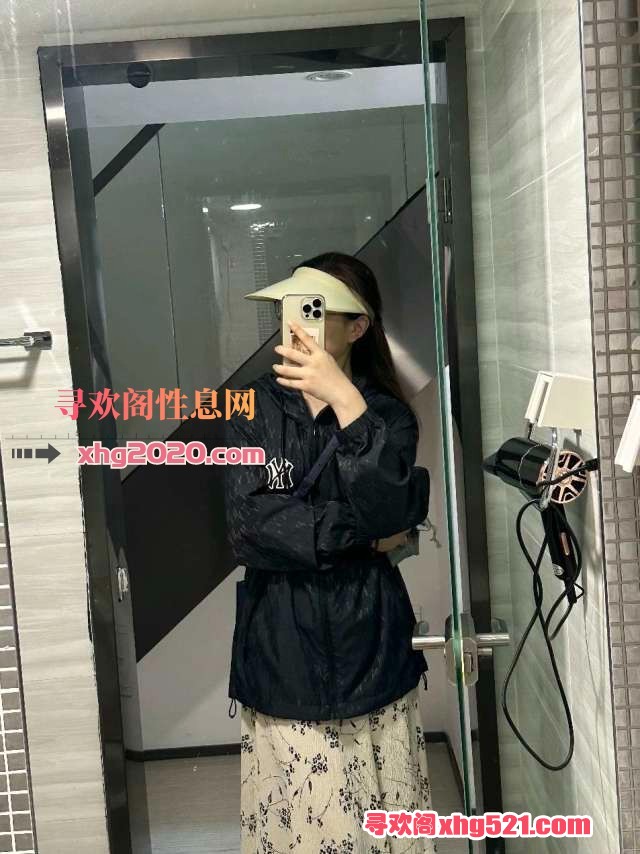 235258e4n55g0znyllbaaw.jpg
